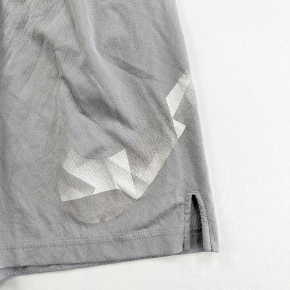 Nike Basketball Shorts Mens XL Grey Dri Fit Lightweight Running Sports Trunks - Picture 2 of 12